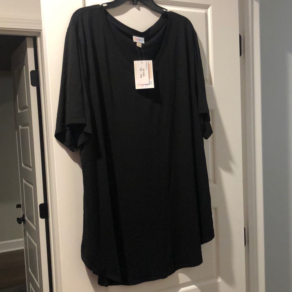 LuLaRoe Iris.